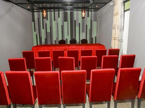 Hotel Kangaroo בוג'ומבורה מראה חיצוני תמונה